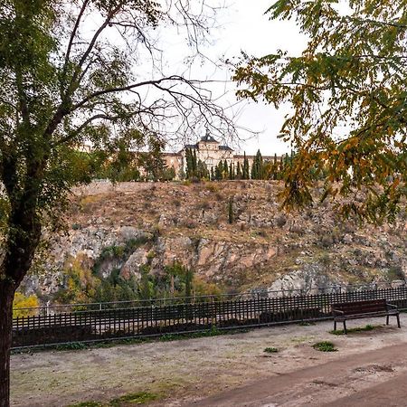 Centrico Alojamiento En Toledo By Bebalmy Apartamento Exterior foto