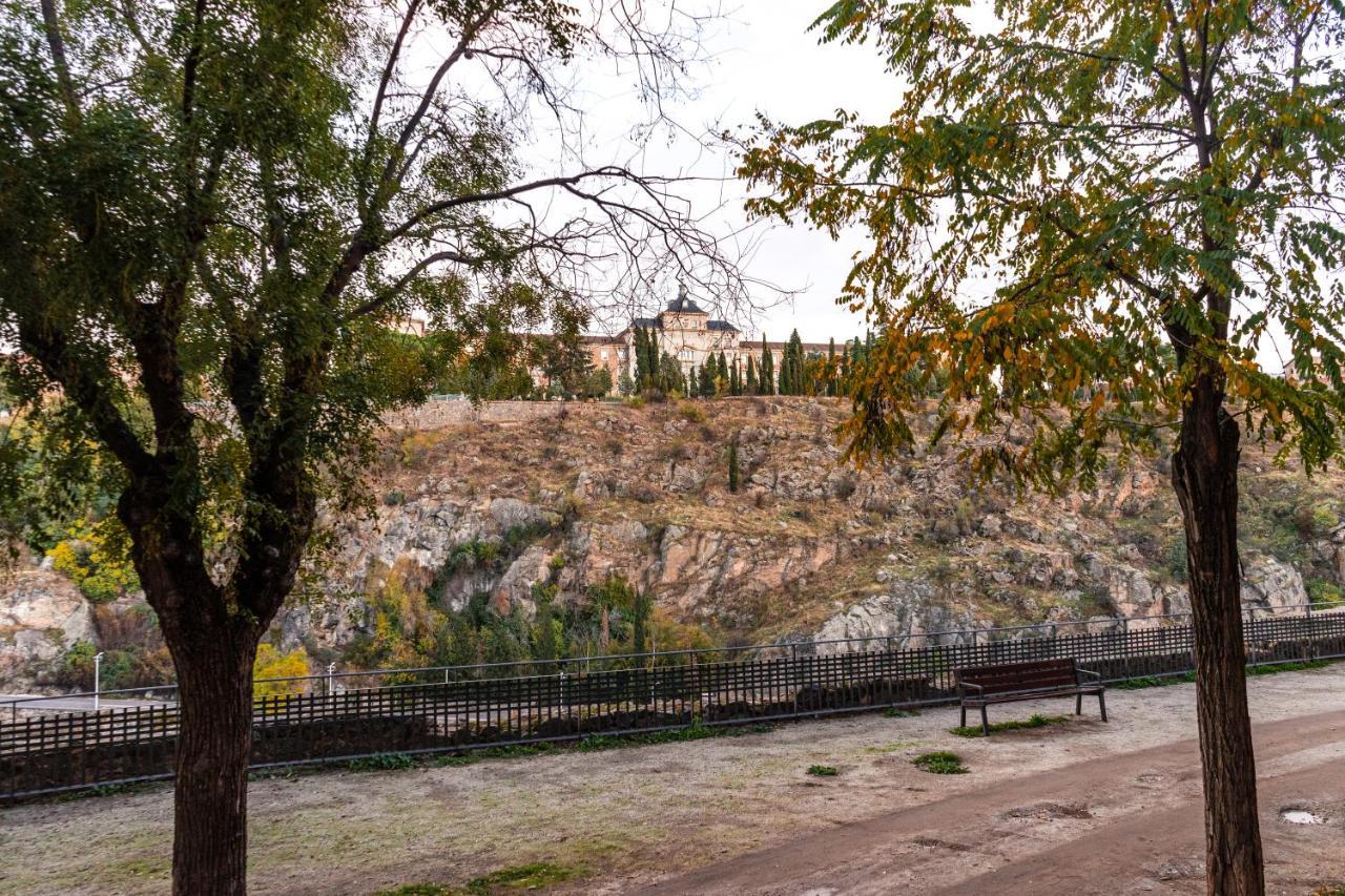 Centrico Alojamiento En Toledo By Bebalmy Apartamento Exterior foto