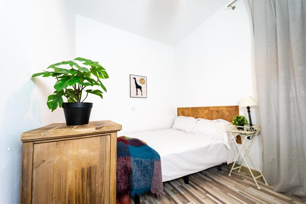 Centrico Alojamiento En Toledo By Bebalmy Apartamento Exterior foto